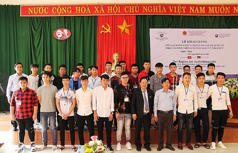 http://baoxaydung.com.vn/stores/news_dataimages/vananh/112019/06/20/in_article/3938_image005.jpg