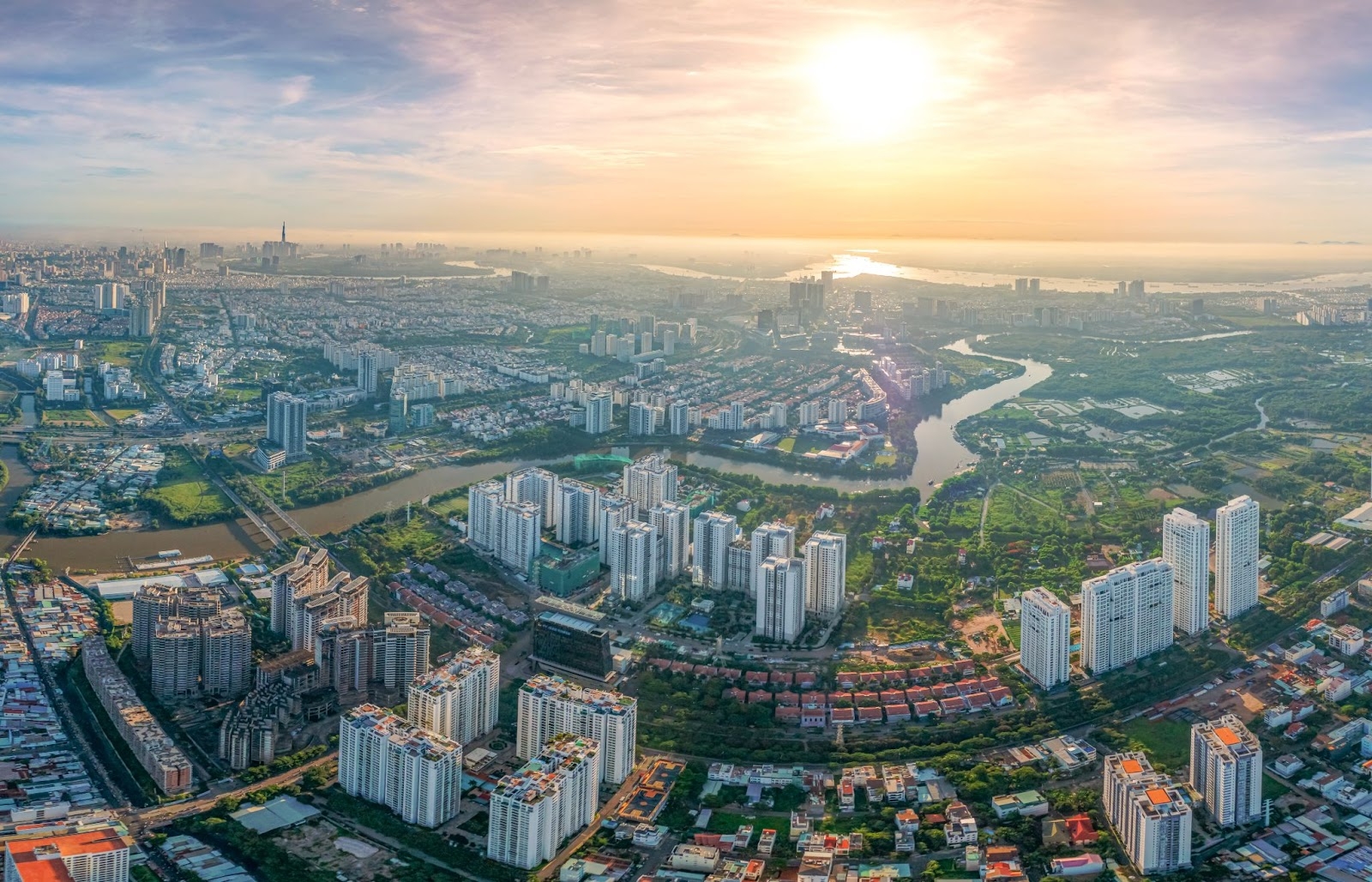 Giữa thị trường biến động, bất động sản thành phố Hồ Chí Minh kéo ...