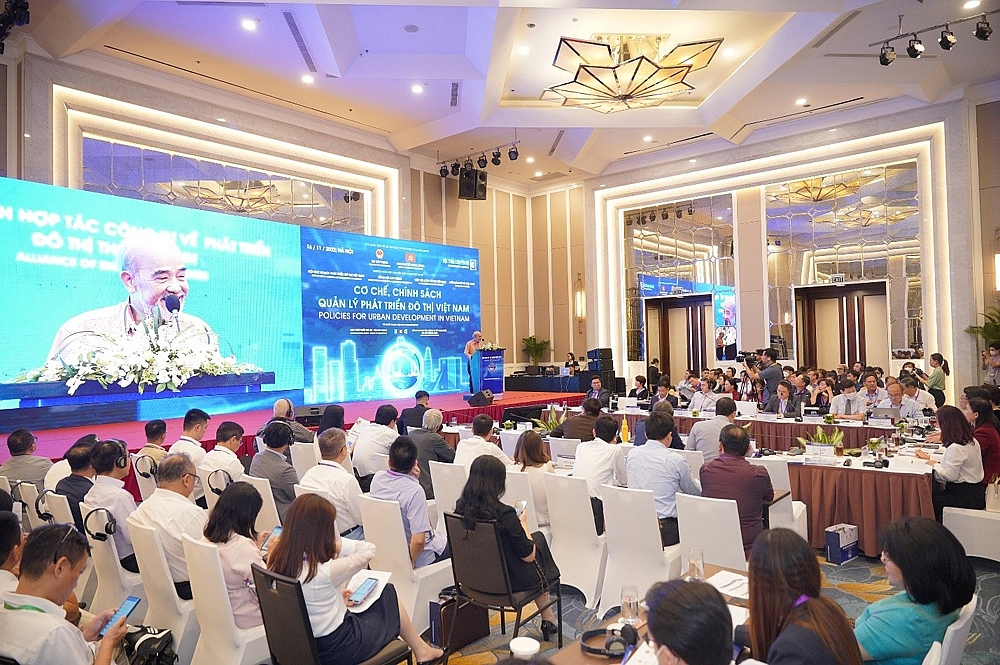 Cơ chế, chính sách quản lý phát triển đô thị Việt Nam