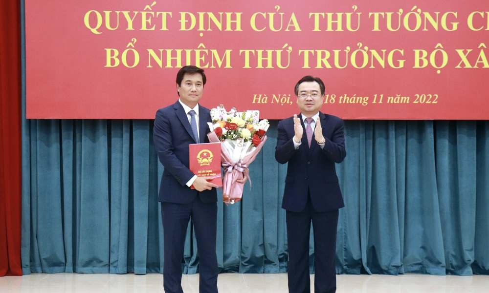 Công bố, trao quyết định bổ nhiệm Thứ trưởng Bộ Xây dựng Nguyễn Tường Văn