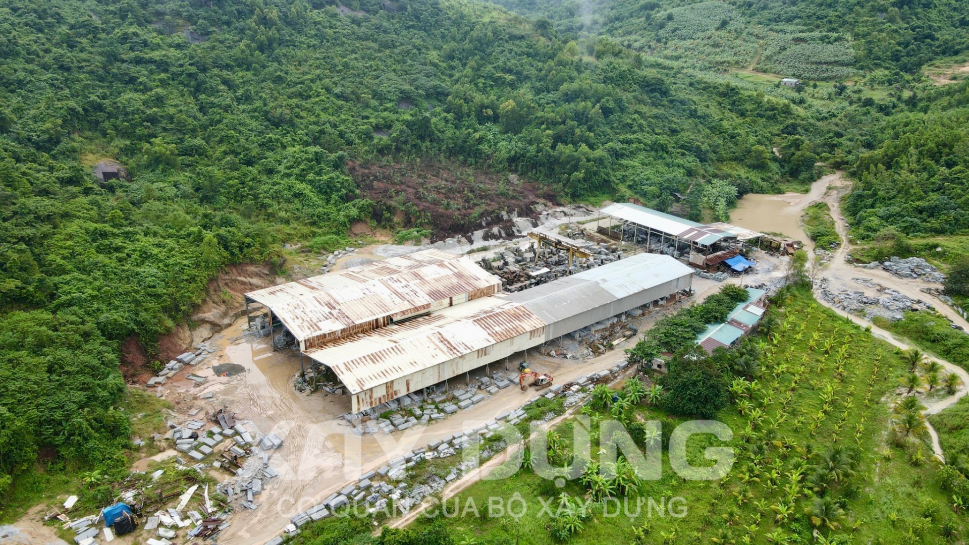 Khánh Hòa: Khai thác khoáng sản không phép, Công ty Minh Nhật Phát bị kiến nghị xử lý