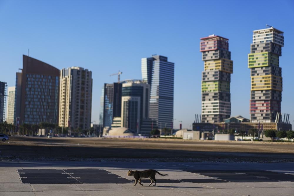 Thành phố trong mơ của Qatar vắng lặng lạ thường