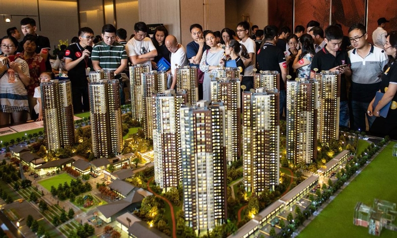 Trung Quốc tìm cách giúp người dân sớm mua được nhà