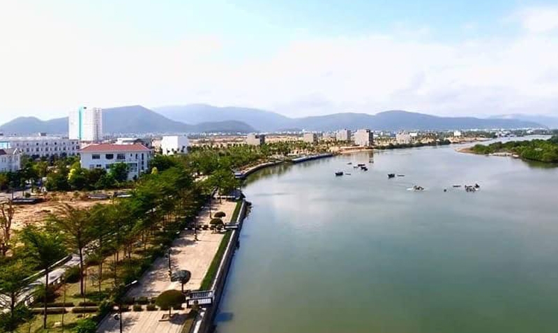 Bình Định: Đã lựa chọn nhà thầu thi công xây dựng và lắp đặt thiết bị dự án hạ tầng kỹ thuật hai bên bờ sông Hà Thanh