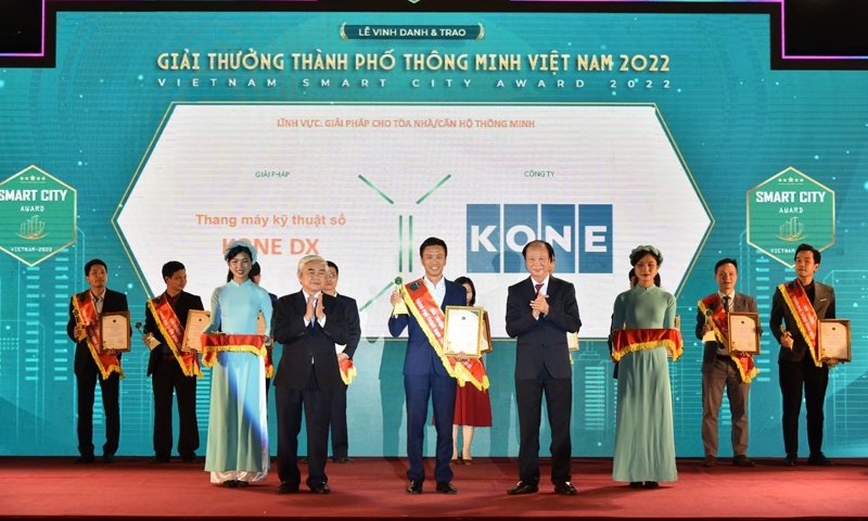 KONE Việt Nam trở thành công ty thang máy đầu tiên nhận Giải thưởng Thành phố Thông minh 2022