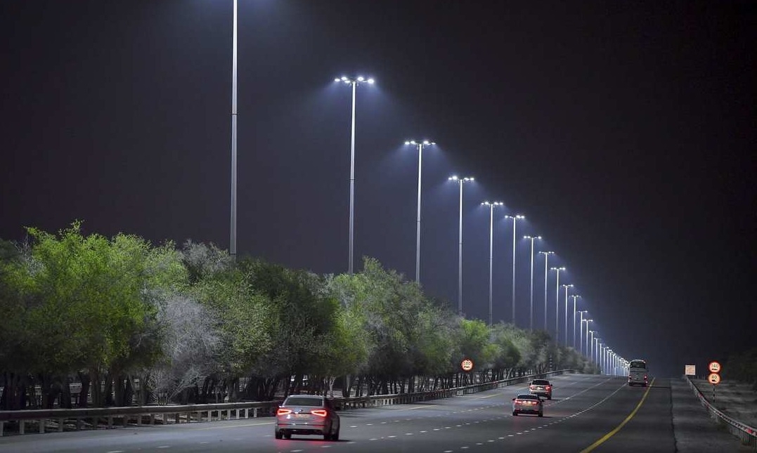Giá trụ đèn chiếu sáng đường phố cuối năm 2022 đầu năm 2023