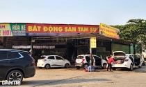  Văn phòng môi giới bất động sản đóng cửa thành nơi rửa xe bán trà đá 