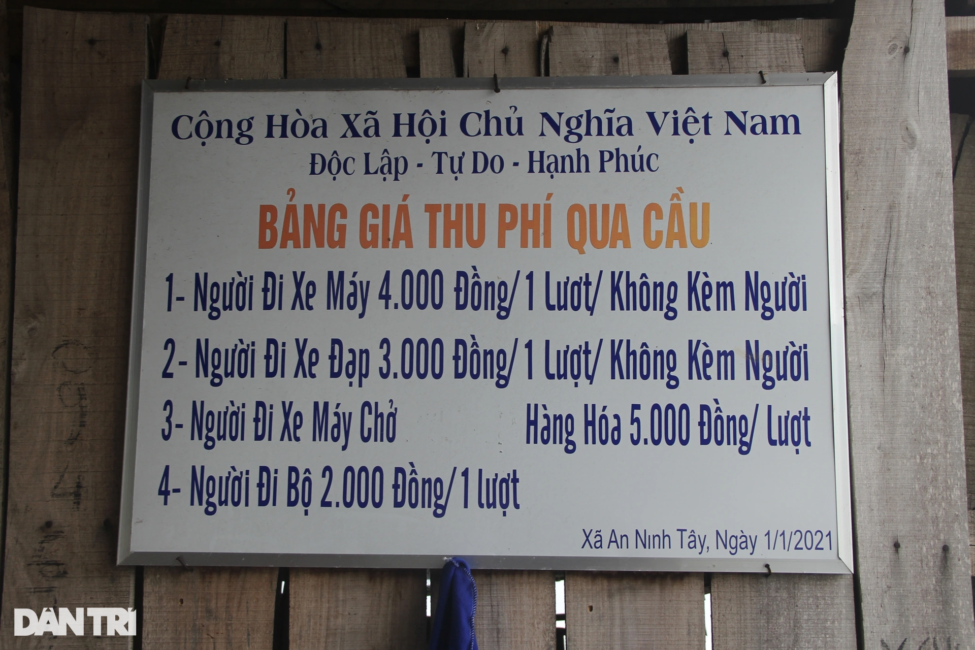 Dựng lại cầu gỗ Ông Cọp dài nhất Việt Nam