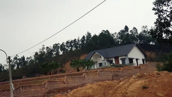 Vĩnh Phúc: Công bố kế hoạch cưỡng chế các biệt thự xây dựng trái phép tại Vĩnh Yên