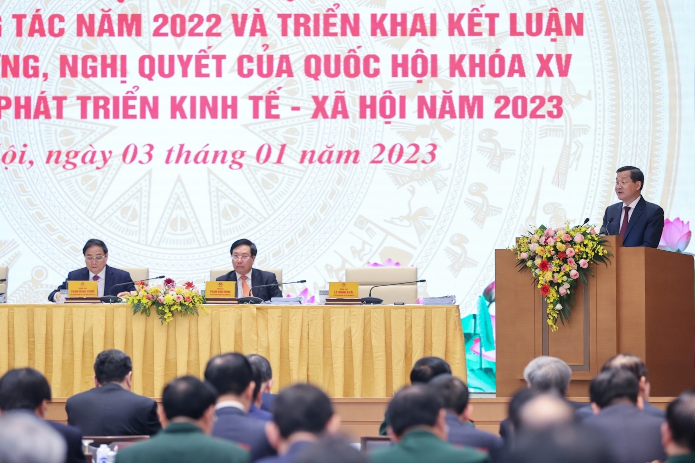 6 quan điểm, trọng tâm chỉ đạo điều hành, 11 nhóm nhiệm vụ, giải pháp chủ yếu phát triển KTXH năm 2023