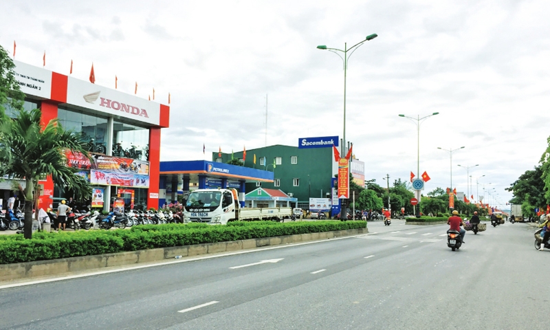 Hoàn Lão, Quảng Bình: Vươn tầm thị xã
