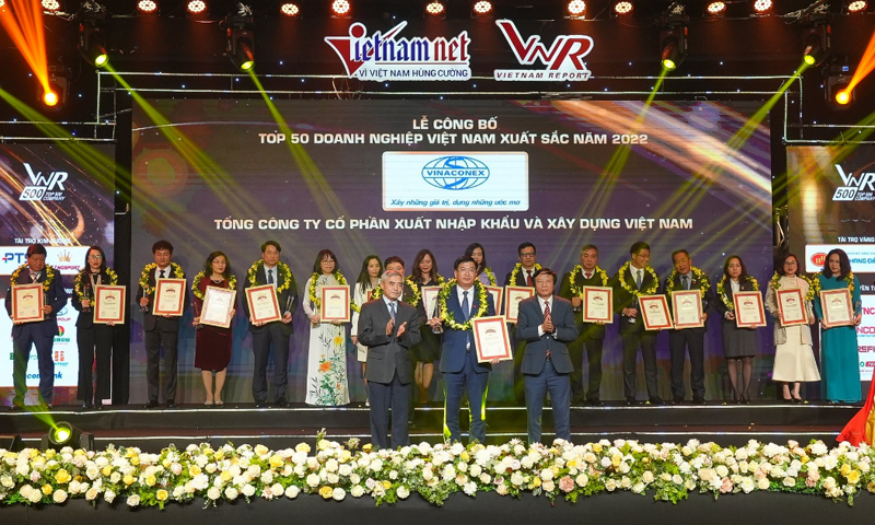 Vinaconex nằm trong top 50 doanh nghiệp xuất sắc nhất Việt Nam năm 2022