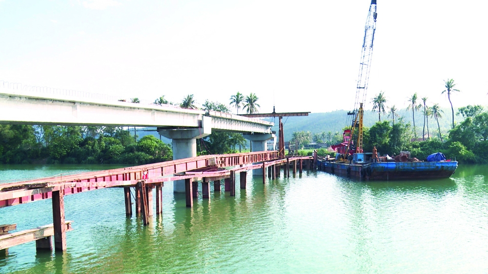Quảng Bình: Dự án LRAMP củng cố hạ tầng giao thông vùng khó