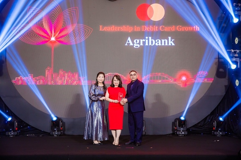 Agribank khẳng định thương hiệu toàn cầu qua những giải thưởng uy tín