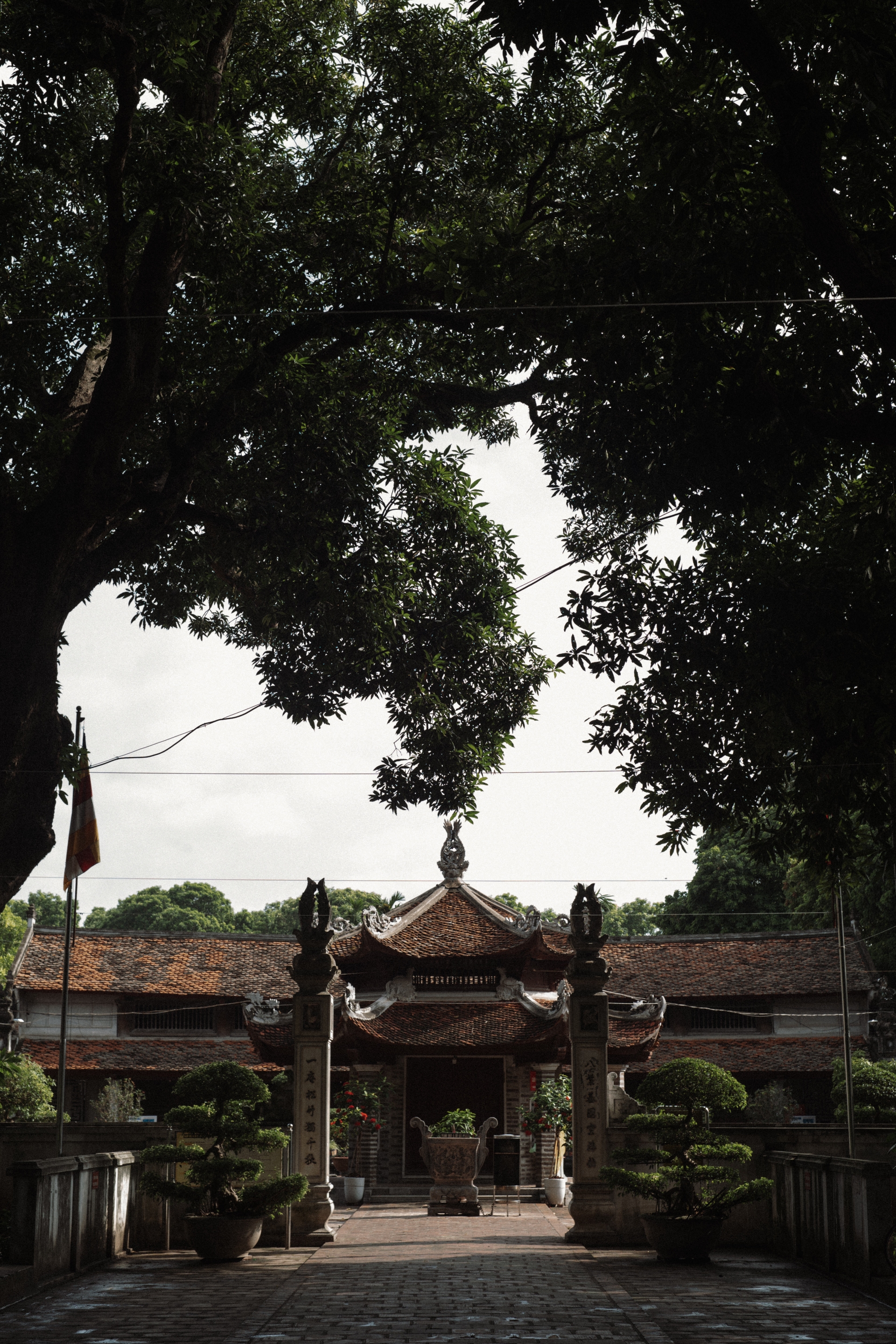 Đầu năm du xuân 'đệ nhất tùng lâm', ngôi chùa 900 tuổi đẹp nhất của Hà Nội xưa