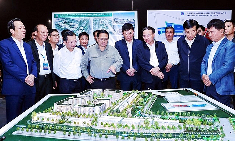 Thủ tướng Phạm Minh Chính thăm Dự án khu nhà ở công nhân Khu công nghiệp Đông Mai