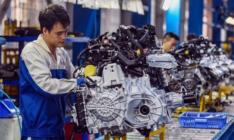 Việt Nam thu hẹp khoảng cách năng suất lao động với Nhật Bản, Hàn Quốc