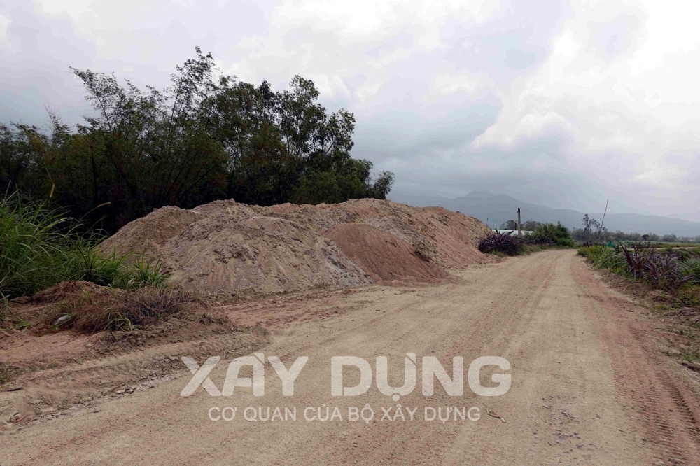 Bình Định: Vì sao người dân phản đối Công ty Thành Danh khai thác cát trên sông La Tinh?