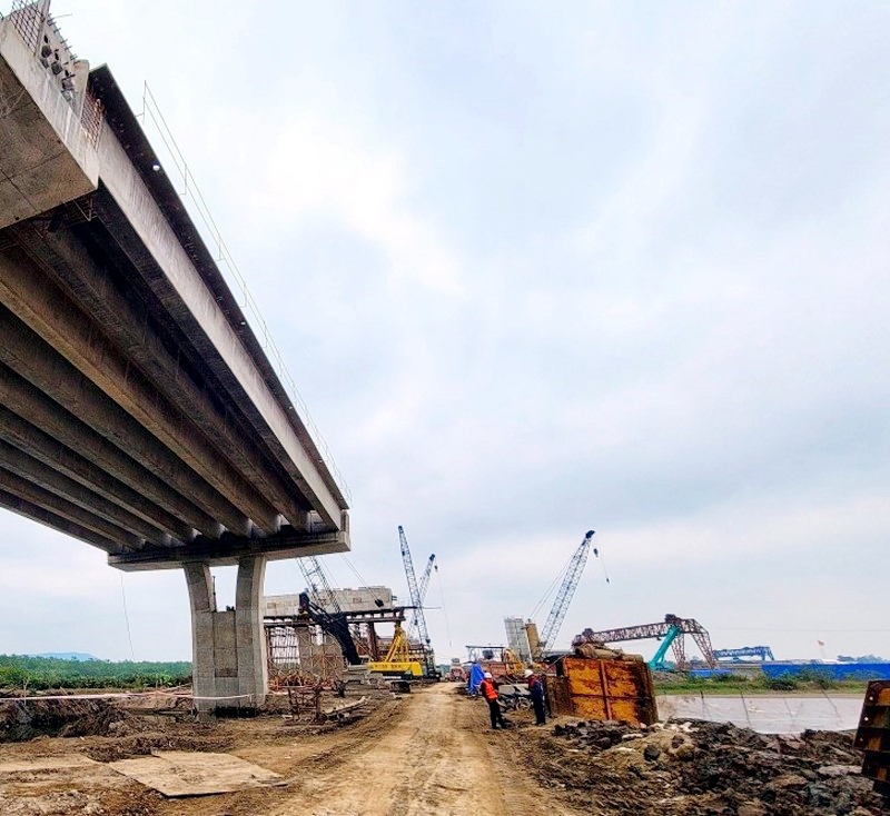 Cầu Bến Rừng, mở đường dẫn vào Quảng Ninh