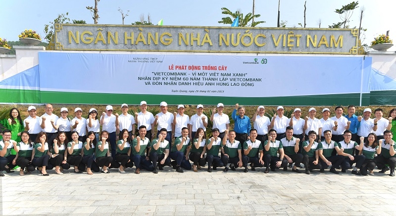 Phát động chương trình trồng 60 nghìn cây xanh “Vietcombank - Vì một Việt Nam xanh”