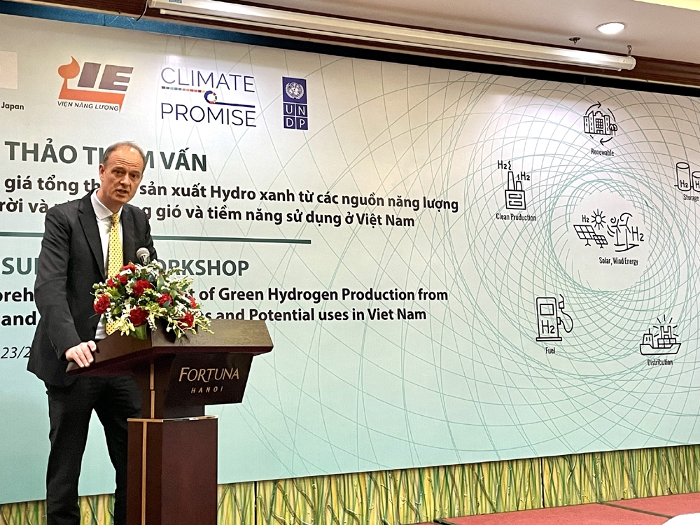 Thúc đẩy sản xuất hydro xanh từ các nguồn năng lượng mặt trời, năng lượng gió và tiềm năng sử dụng tại Việt Nam