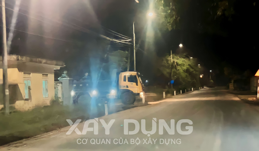Diên Khánh (Khánh Hòa): Những chuyến xe đêm, lấy đất đường cao tốc đổ về nhà máy gạch Tuynel