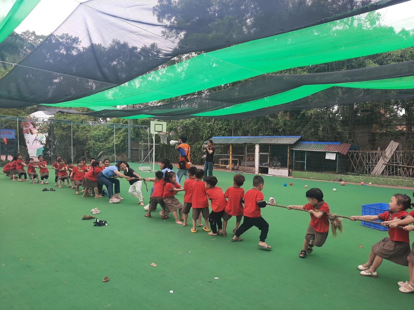 Thanh Oai (Hà Nội): Trường Mầm non Kim Thư dã ngoại thực hành vận động thể thao tại Nông trại giáo dục Erahouse