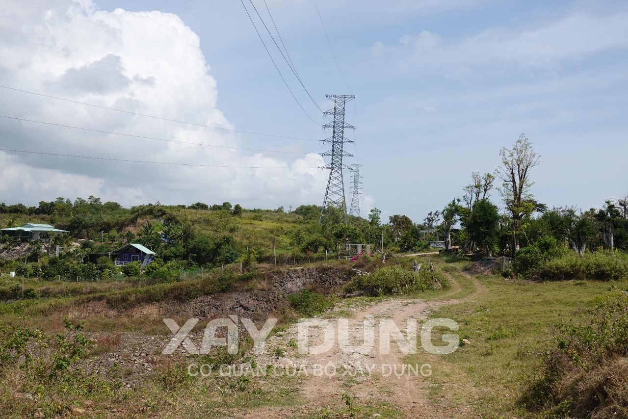 Phú Yên: Hàng chục “biệt thự” xây trái phép trên núi Gò Đá sẽ xử lý như thế nào?