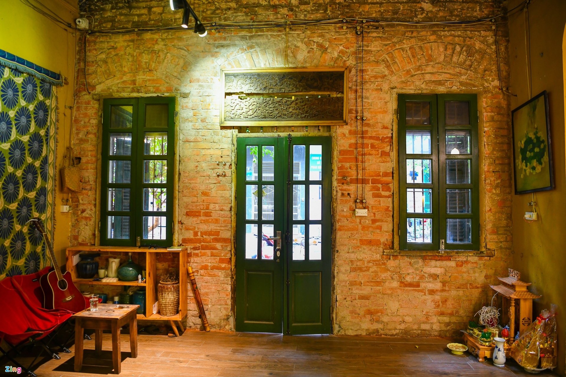 Giữ nguyên vẹn ngôi nhà hơn 120 tuổi khi cải tạo thành quán cà phê