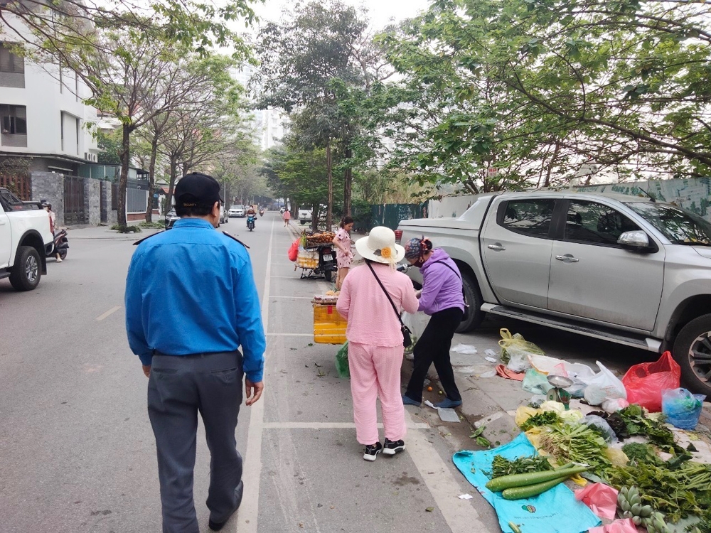 Hà Nội: Xóa bỏ nhiều điểm nóng về vi phạm trật tự đô thị trên địa bàn phường Cổ Nhuế 1