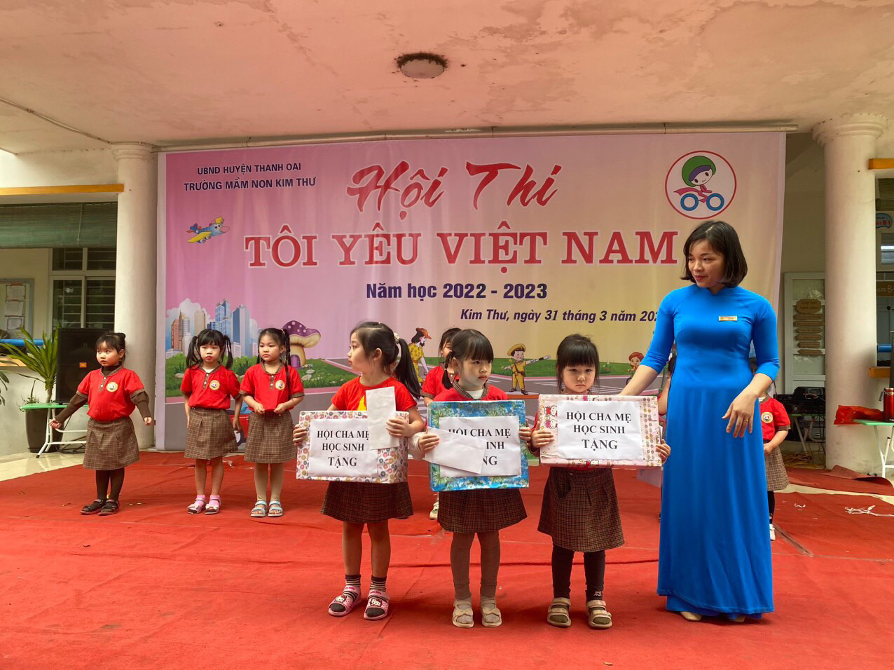 Thanh Oai (Hà Nội): Sôi nổi các hoạt động trang bị kiến thức an toàn giao thông cho trẻ tại trường Mầm non Kim Thư