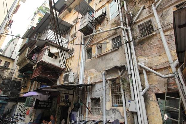 Bên trong những khu chung cư cũ có giá đất 'đắt đỏ' bậc nhất Hà Nội