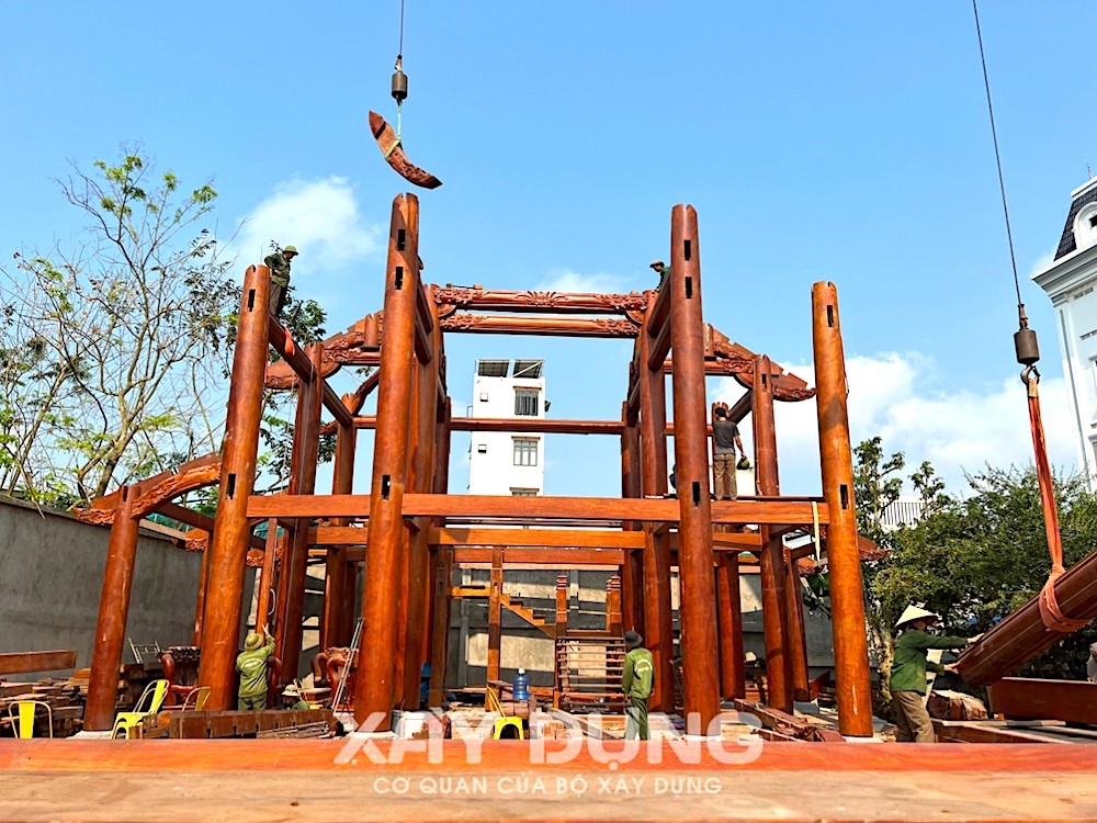 Quảng Ngãi: Đại gia Nguyễn Hồng Sơn tự tháo dỡ biệt phủ xây dựng trái phép