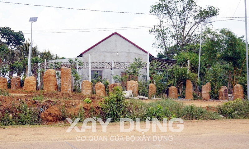 Sơn Hòa (Phú Yên): Vì sao chưa xử lý dứt điểm ngôi nhà xây trái phép trên đất trồng cây lâu năm?