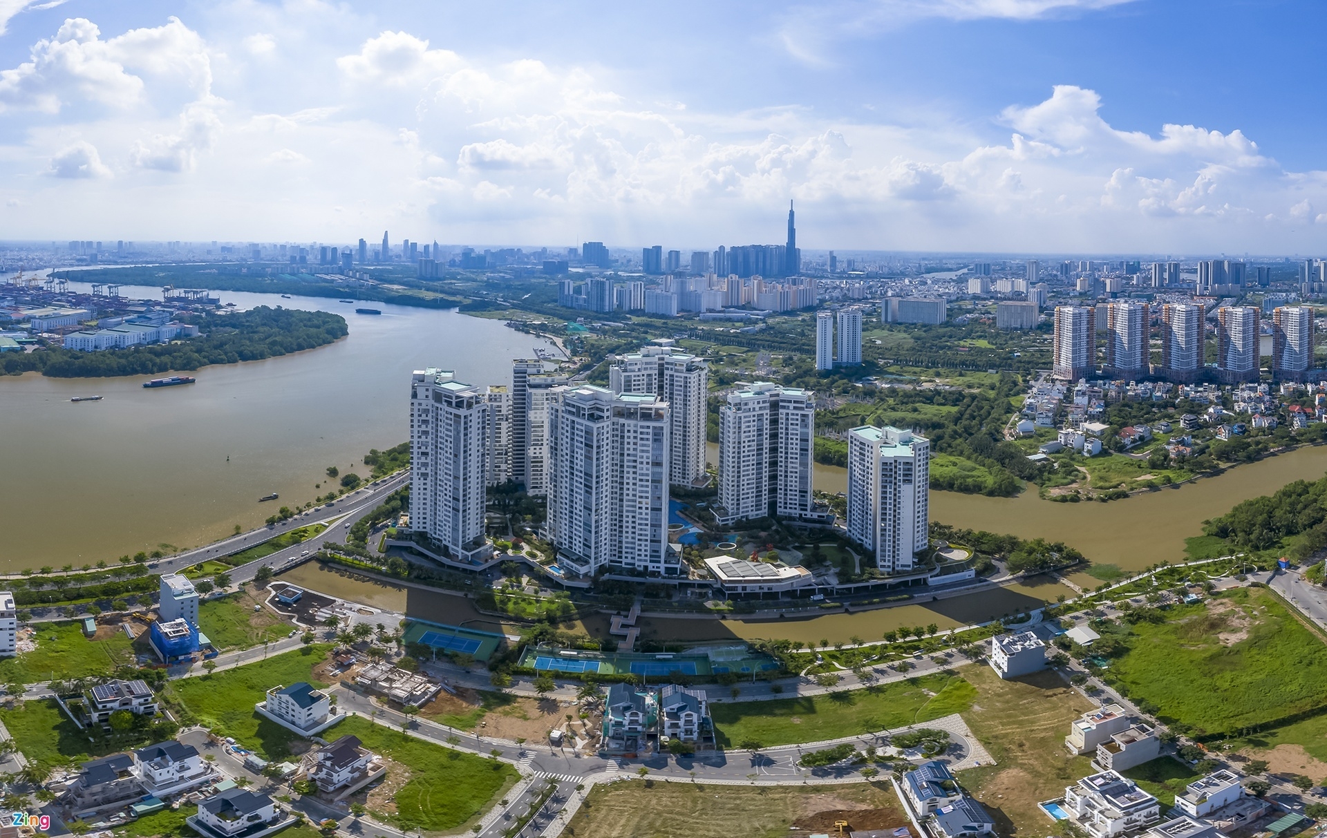 Các ‘chuyên gia’ bất động sản tung hoành trên TikTok