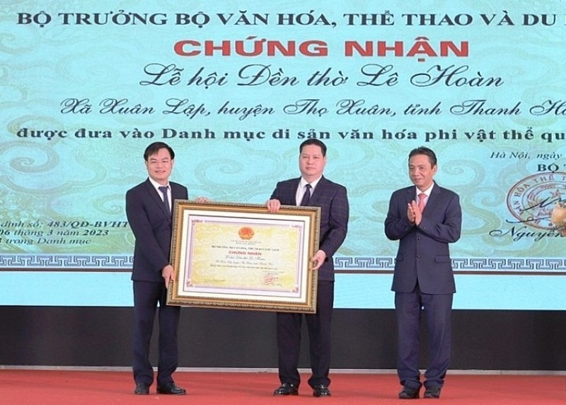 Thanh Hóa: Đón nhận Di sản văn hóa phi vật thể quốc gia Lễ hội đền thờ Lê Hoàn