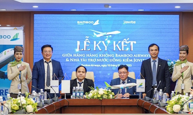 Jovita hợp tác với Bamboo Airways đưa nước uống kiềm tốt cho sức khoẻ lên máy bay