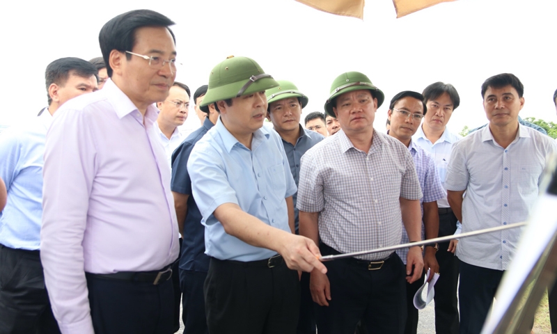 Đoàn công tác thành viên Chính phủ khảo sát tuyến cao tốc CT.08 đoạn Nam Định - Thái Bình