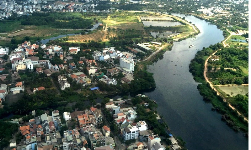 Thành phố Hồ Chí Minh xử lý triệt để tình trạng lấn chiếm kênh rạch