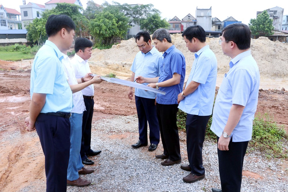 Chủ tịch UBND tỉnh Thái Nguyên Trịnh Việt Hùng thường xuyên sâu sát, kiểm tra, đôn đốc tiến độ, chất lượng các công trình dự án đang được triển khai trên địa bàn tỉnh.