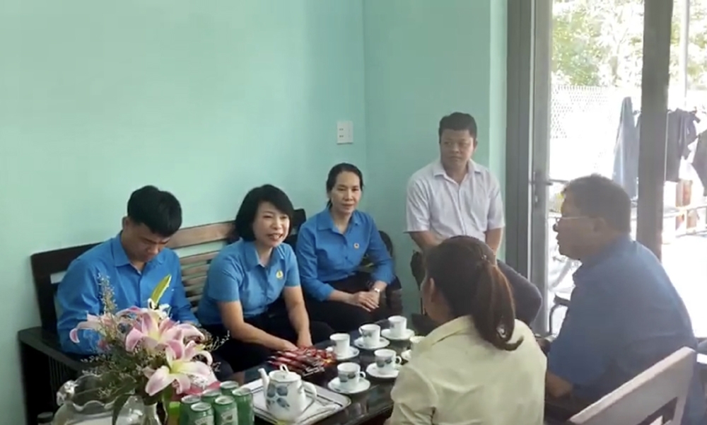 Công đoàn Xây dựng Việt Nam: Trao tặng nhà “Mái ấm Công đoàn” cho đoàn viên có hoàn cảnh khó khăn
