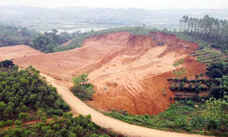 Phú Thọ: Lợi dụng giấy phép san hạ cốt nền để bán đất 
