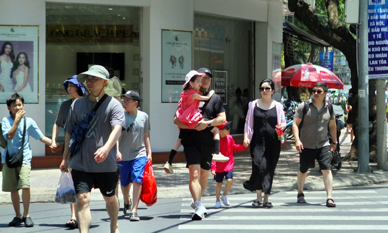 Khánh Hòa: Tăng cường đảm bảo an ninh trật tự và an toàn cho du khách nước ngoài