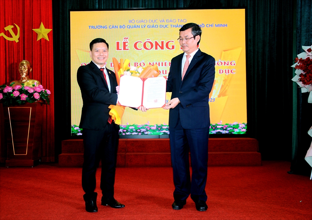 TS. Vũ Quảng được bổ nhiệm làm Hiệu trưởng Trường Cán bộ quản lý giáo dục Thành phố Hồ Chí Minh