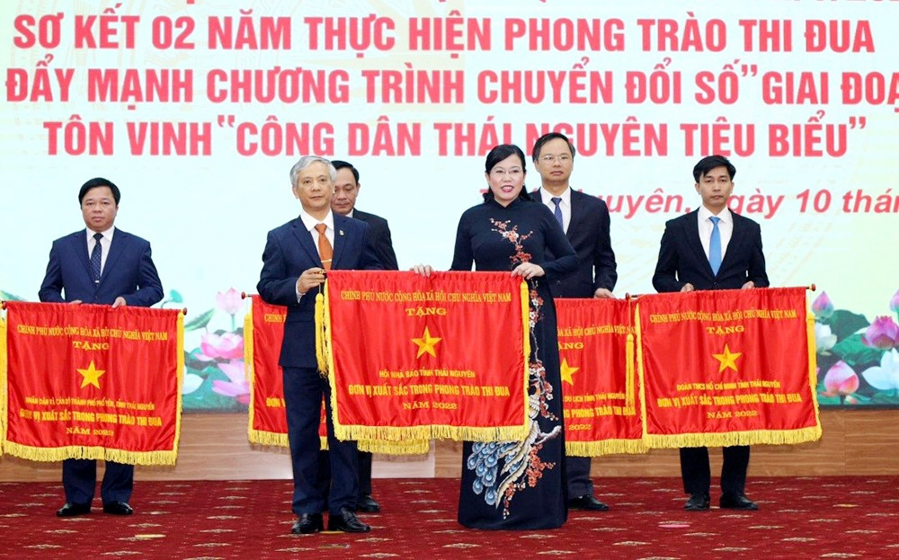 Hội Nhà báo Thái Nguyên được Chính phủ tặng Cờ thi đua