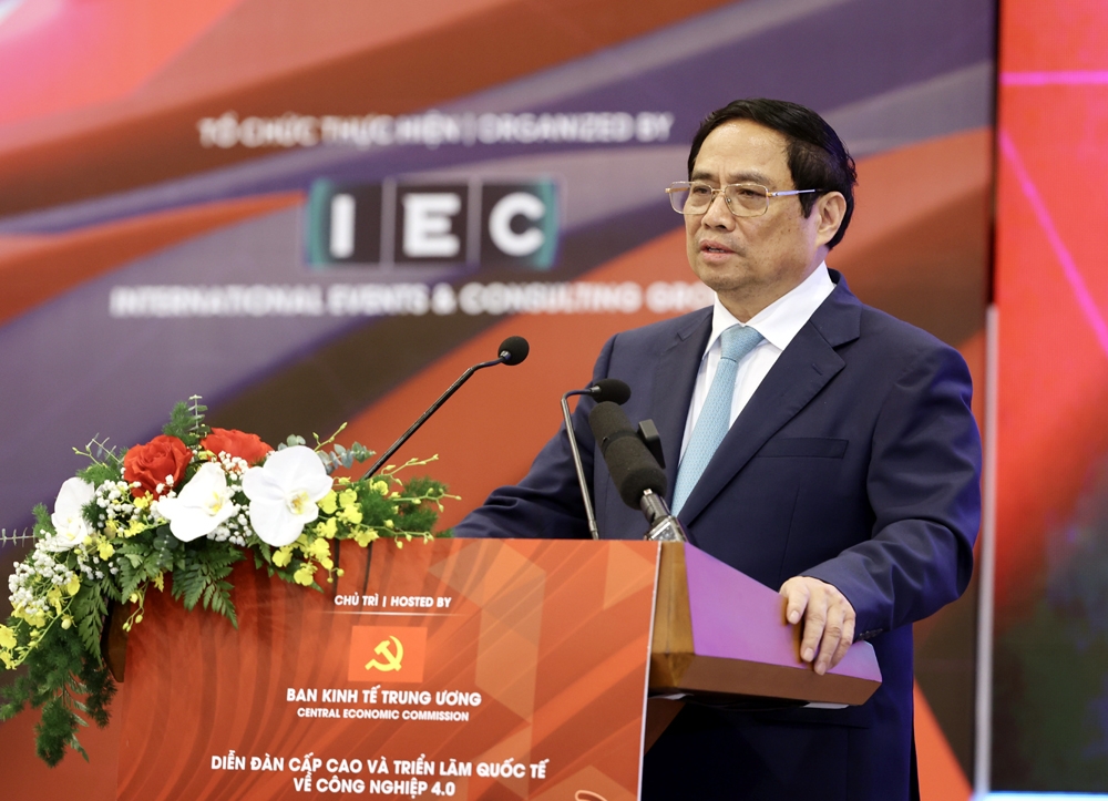 Thủ tướng Phạm Minh Chính: Thúc đẩy chuyển đổi số, chuyển đổi xanh nhanh tạo đột phá rút ngắn quá trình CNH, HĐH đất nước
