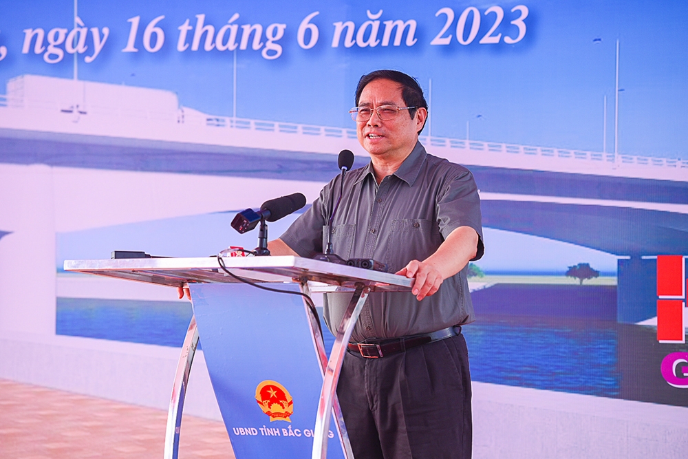 Thủ tướng Phạm Minh Chính đánh giá cao nỗ lực của tỉnh Bắc Giang trong việc thực hiện dự án mở rộng cầu Như Nguyệt