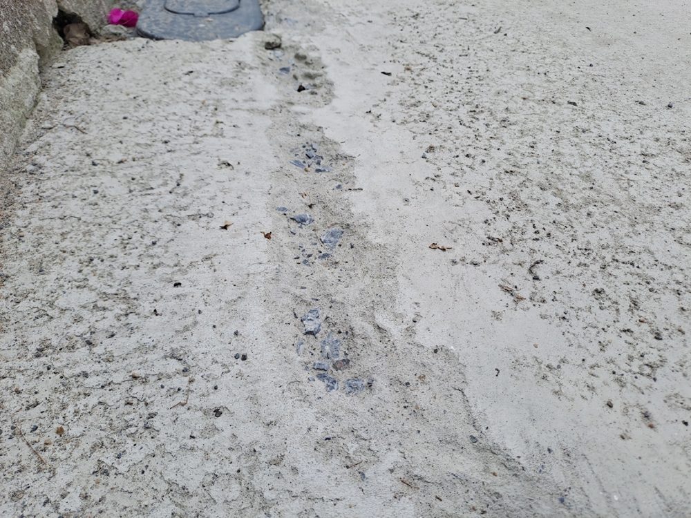 Thành phố Hải Dương: Đường mới làm hai tháng đã hỏng