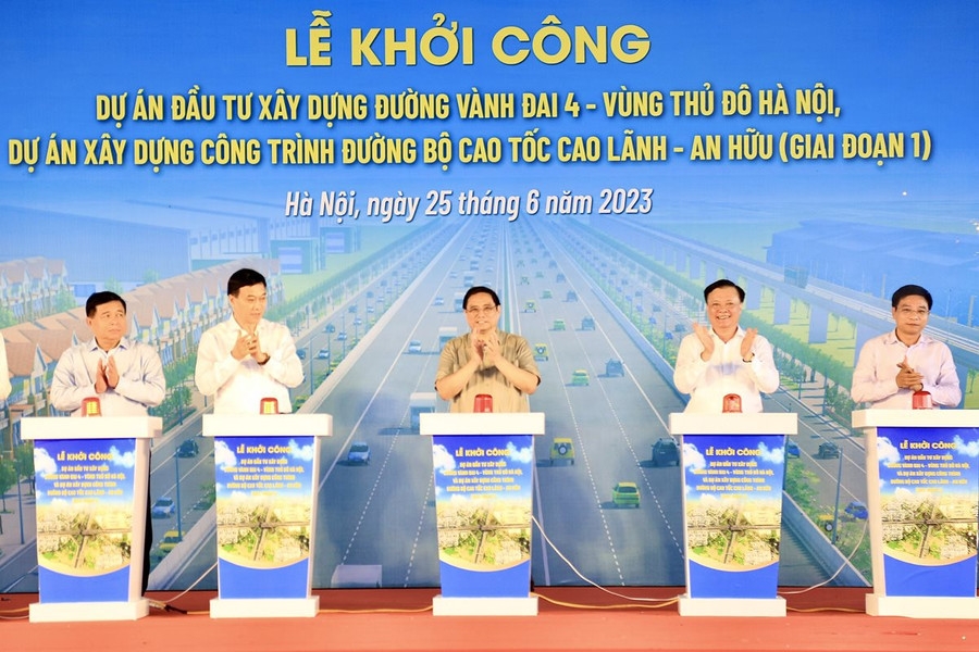 Thủ tướng bấm nút khởi công Vành đai 4 Hà Nội, cao tốc Cao Lãnh - An Hữu
