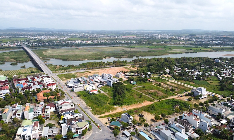 Chủ tịch UBND tỉnh Quảng Ngãi: Thành phố Quảng Ngãi cần “xốc” lại đội ngũ cán bộ, công chức, viên chức
